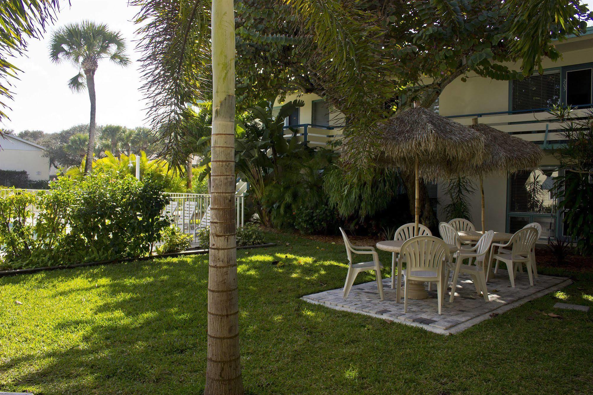 Seaspray Surf Lodge เวโรบีช ภายนอก รูปภาพ